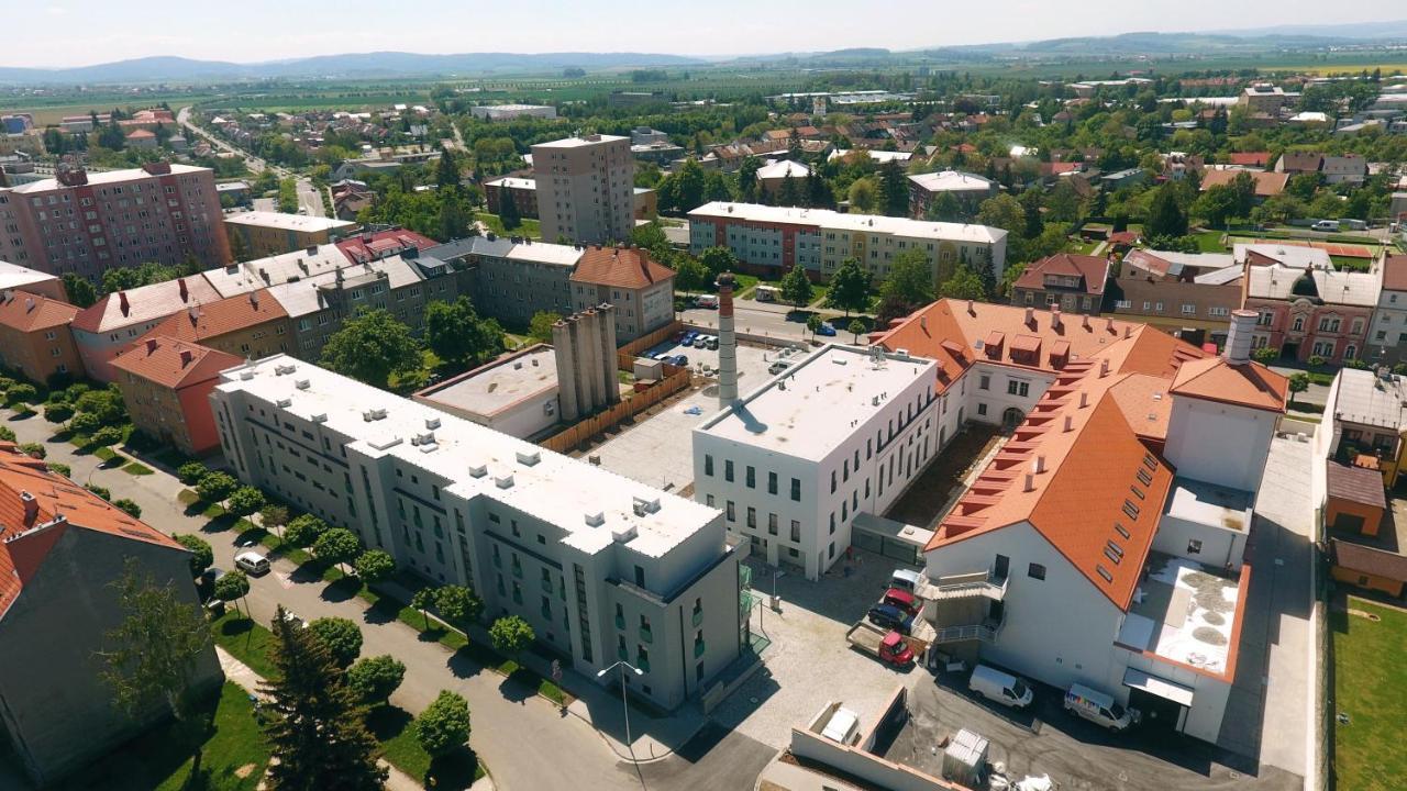 Hotel Pansky Pivovar Holešov Exteriör bild